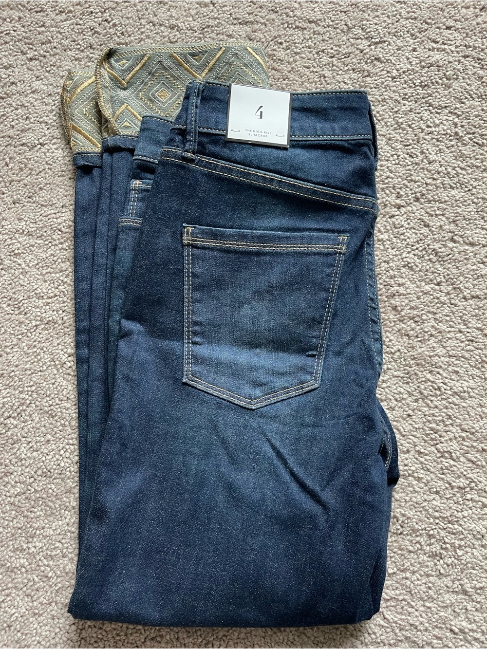 WHBM / Embroidered Cuff Slim Crop
